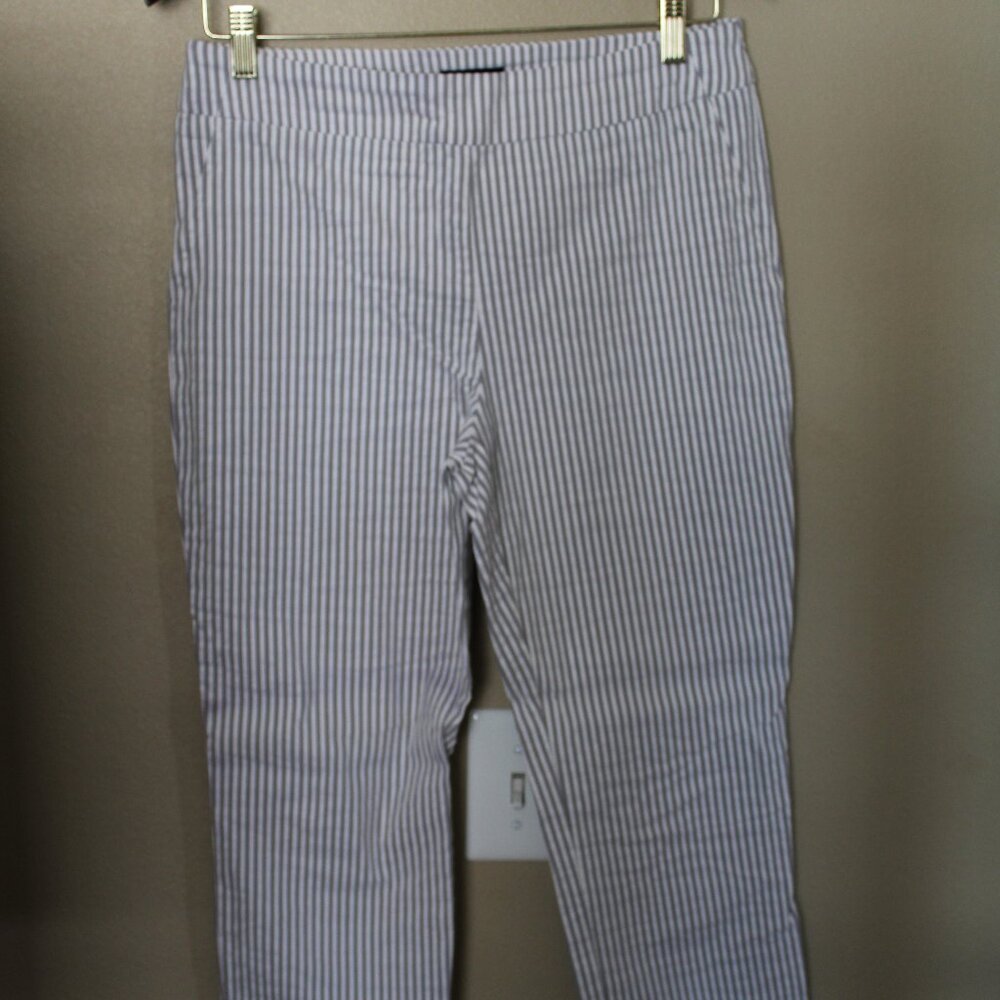 Jones & Co Striped Pants
